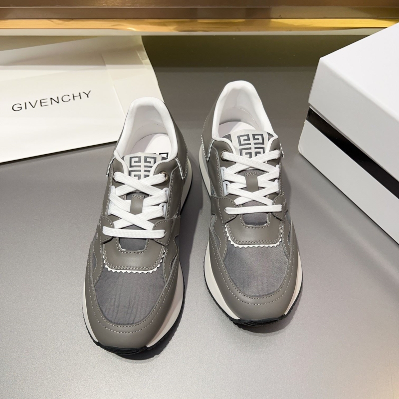 Givenchy Sneakers